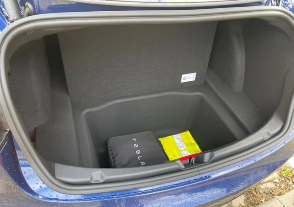 Tesla Model 3 cena 185000 przebieg: 43000, rok produkcji 2022 z Wrocław małe 56